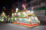 Đoàn xe hoa sẽ diễu hành trên các tuyến phố lúc 19 giờ 30 tối nay, 9-4-Quý Mão kính mừng Phật đản