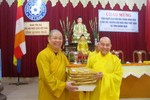 Trao quà cúng dường đến Ban Trị sự GHPGVN tỉnh Quảng Ngãi