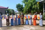 Phật từ về chùa Đức Hậu (TP. Vinh) nhận cờ Phật giáo và bandrol Kính mừng Phật đản