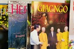 Giai phẩm Giác Ngộ xuân Giáp Thìn 2024 trên kệ báo tại các phòng chờ ở Sân bay quốc tế Tân Sơn Nhất