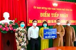 Đại đức Thích Thiện Thông ủng hộ mua vắc-xin phòng chống Covid-19 đến Ủy ban MTTQVN TP.Vũng Tàu