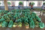 1.000 phần rau củ được chùa Tỉnh Hội chia tặng đến bà con khó khăn