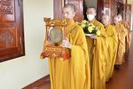 Cung thỉnh Hòa thượng Thích Bảo Giới quang lâm hội trường giáo giới cho giới tử