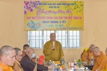 Thượng tọa Thích Giác Nghi chủ trì buổi họp mặt đầu năm mới Nhâm Dần