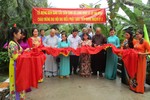 Cắt băng khánh thành, bàn giao cầu nông thôn nối liền 2 xã Long Định và Nhị Bình