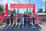 Cắt băng khánh thành cầu Cả Chanh tại ấp Hòa Ninh, xã Long Thắng - Ảnh: T.N