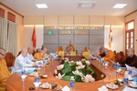 Thượng tọa Thích Giác Nghi chủ trì buổi họp của Ban Thường trực Ban Trị sự tỉnh