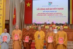 Thượng tọa Thích Giác Nghi trao quyết định bổ sung nhân sự 