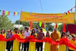  Cắt băng khánh thành cầu bê-tông tại tỉnh Vĩnh Long