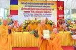 Hòa thượng Thích Niệm Thới trao quyết định bổ nhiệm trụ trì tịnh xá Ngọc Nhân