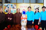 Hội Liên hiệp Thanh niên VN TP.HCM chúc mừng Phật đản đến Báo Giác Ngộ