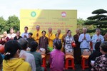 Ban Trị sự GHPGVN tỉnh cùng UBMTTQVN tỉnh Bình Phước tổ chức trao 200 phần quà tại chùa Tỉnh Hội