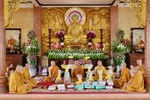 Chư Tăng chứng minh buổi lễ dâng pháp y nhân mùa Vu lan - Báo hiếu