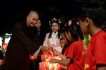 Chùa Ngọc Thiên (H.Châu Thành, Hậu Giang) tổ chức "Vầng trăng cổ tích" cho thiếu nhi