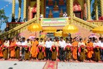 Cắt băng khánh thành ngôi chánh điện chùa Sóc Ven Cũ