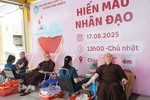 Chư Tăng chùa Vĩnh Nghiêm hiến máu nhân đạo