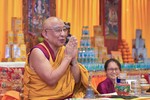 Lama Thamthog Rinpoche giao lưu với bạn trẻ tại chùa Thảo Đường về chìa khóa của sự bình an và hạnh phúc - Ảnh: Quảng Đạo/BGN