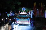 Đoàn xe hoa diễu hành hân hoan kính mừng Phật đản Phật lịch 2569 - Ảnh: Trung Thắng