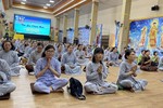 Phật tử tham dự khóa tu "Một ngày phúc lạc" kỳ thứ 20 tại chùa Trúc Lâm Viên Nghiêm