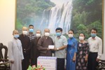 Ban Trị sự Phật giáo huyện Phú Vang trao số tiền 30 triệu đồng đến Ủy ban MTTQVN tỉnh ủng hộ cho khu cách ly 