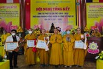 Ban Trị sự GHPGVN tỉnh trao bằng tuyên dương công đức tới các tập thể và cá nhân xuất sắc
