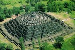 Thánh địa Borobudur nhìn từ trên cao