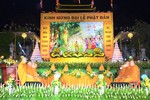 Lễ đài Kính mừng Đại lễ Phật đản tại Pháp viện Minh Đăng Quang