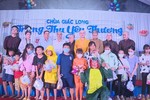 Các chùa trao học bổng, tặng quà Trung thu đến các em thiếu nhi