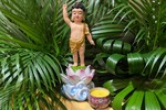 Tôn tượng Đức Phật đản sanh