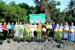 Lễ phát động trồng cây tại ấp 3, X.Lê Minh Xuân, H.Bình Chánh vào sáng 27-8