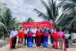 Cắt băng khánh thành cầu Sen Xanh số 9 tại X.Mỹ Hòa, H.Ba Tri, Bến Tre