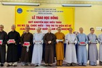 Quỹ "Khuyến học Hiếu thảo" do Ni sư Thích nữ Chúc Hiếu làm chủ nhiệm trao 40 suất học bổng đến các nghiên cứu sinh, học viên Thạc sĩ Phật học khóa VI