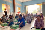 Chùa Phật Tâm tặng 100 phần quà đến bà con có hoàn cảnh khó khăn