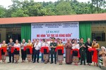 Cắt băng khánh thành mắt mô hình “Ký túc xá vùng biên” tại xã Tam Quang (H.Tương Dương, Nghệ An)