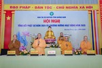 Chư tôn đức cử hành nghi thức niệm Phật cầu gia bị
