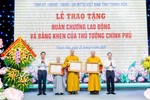 Trao Bằng khen của Thủ tướng Chính phủ đến chư tôn đức Tăng Ni