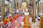 Quang cảnh buổi lễ tại chùa Âng