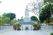 Vườn Đại Nguyện A Di Đà kỷ niệm 250 năm khai sơn Phước Long cổ tự