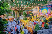 Quang cảnh Đại lễ Phật đản Phật lịch 2570 tổ chức tại chùa Báo Ân (P.Tân Sơn Nhất, TP.HCM) - Ảnh: Tâm Quý