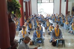 200 Phật tử tham gia khóa tu "Một ngày an lạc" tại chùa Phước Lộc