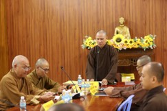 Đại đức Thích Nguyên Minh, Ủy viên Hội đồng Trị sự, Trưởng ban Trị sự GHPGVN tỉnh Đắk Lắk chủ trì phiên họp Ban Thường trực