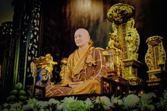 Tôn tượng Trưởng lão Hòa thượng Thích Tắc An an trí tại tổ đường chùa Thiền Tôn 2 - TP.HCM