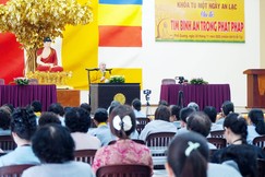 Khóa tu Ngày an lạc tại chùa Phổ Quang với chủ đề: "Tìm bình an trong Phật pháp"