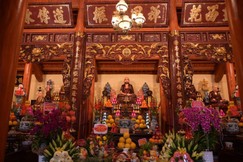 Ngôi Tổ đường chùa Đông Chấn