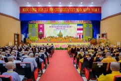 Quang cảnh phiên làm việc đầu tiên Đại hội đại biểu Phật giáo tỉnh Khánh Hòa - Ảnh: Tâm Quý