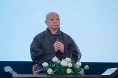 [TRỰC TUYẾN] Hòa thượng Thích Lệ Trang thuyết giảng: Một năm nhìn lại