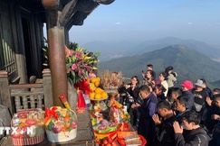 10 lễ hội lớn du khách không nên bỏ lỡ khi du Xuân ở miền Bắc