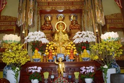 Chánh điện thiền viện Vạn Hạnh sáng 28 tháng Chạp - Ất Tỵ, chuẩn bị đón năm mới Bính Ngọ 2026 - Ảnh: Bảo Toàn/BGN