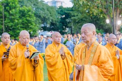 Lễ vía Đức Phật A Di Đà tại chùa Huê Nghiêm với sự chứng minh của Đại lão Hòa thượng Thích Trí Quảng và đông đảo Phật tử Đạo tràng Pháp Hoa tham dự