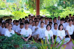 Các bạn trẻ tham gia khóa tu “Hạnh phúc ở đây bây giờ” lần V tại thiền viện Trúc Lâm Bình Phước